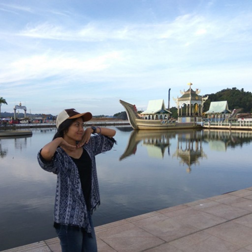 backpackeran ke brunei