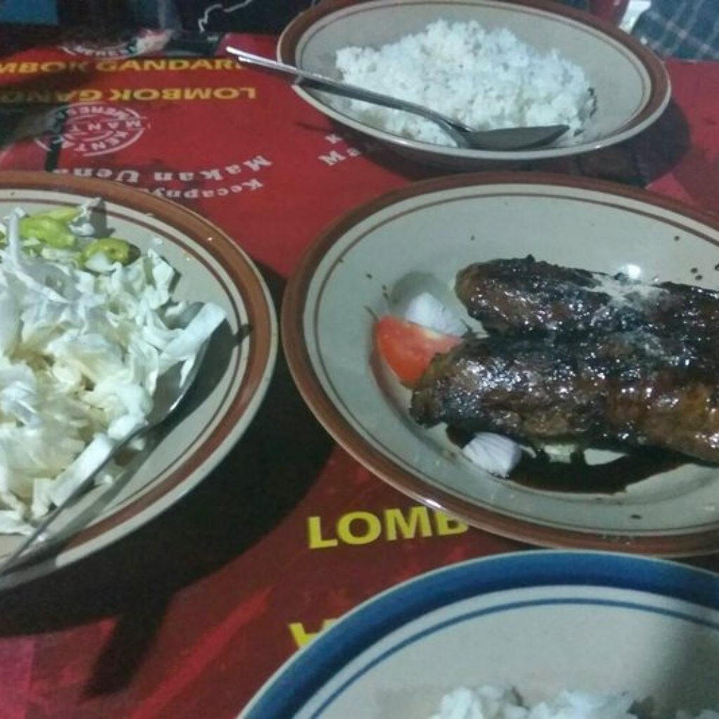 sate kambing mbok galak