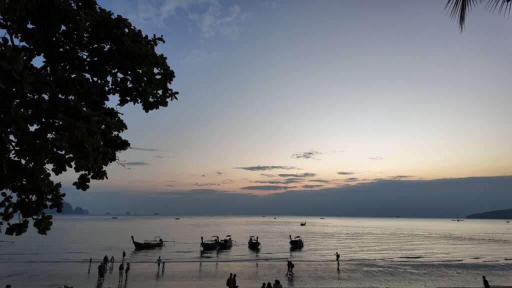 pantai ao nang krabi